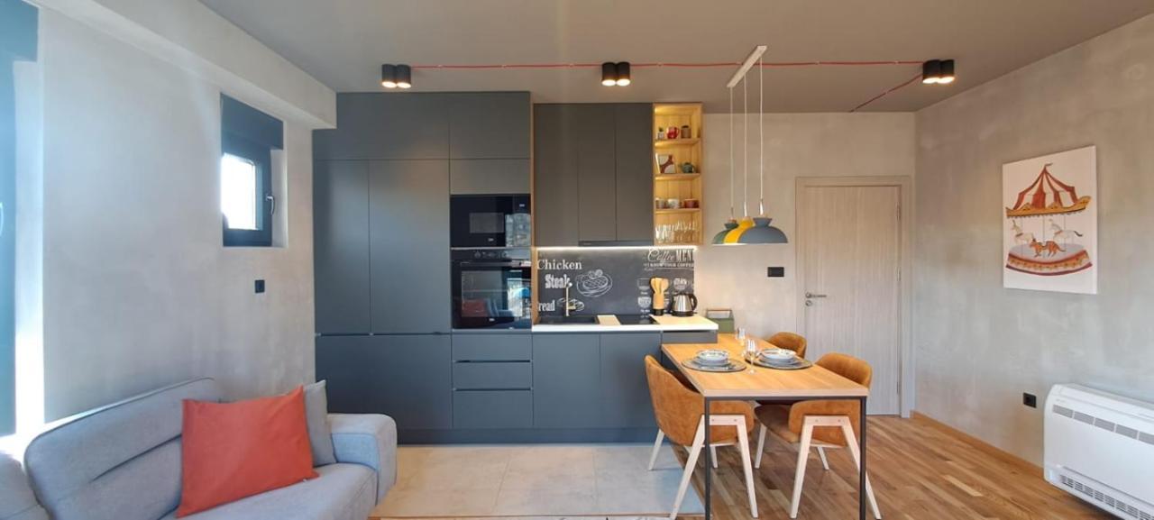 Stylish One Bedroom Apartment Podgorica Exterior foto